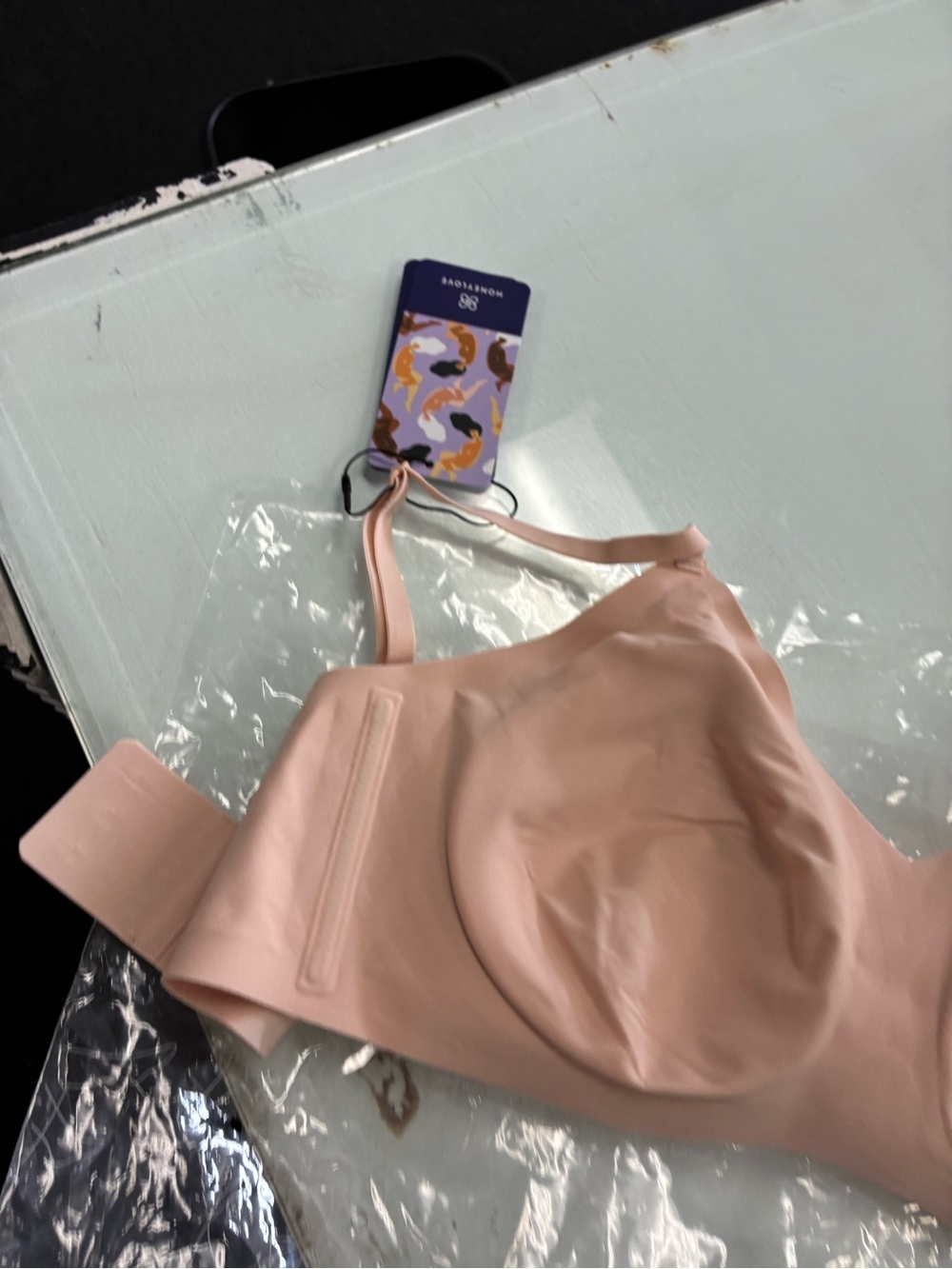 Honeylove Seamless Nude Blush Bra - Picture 7 of 13